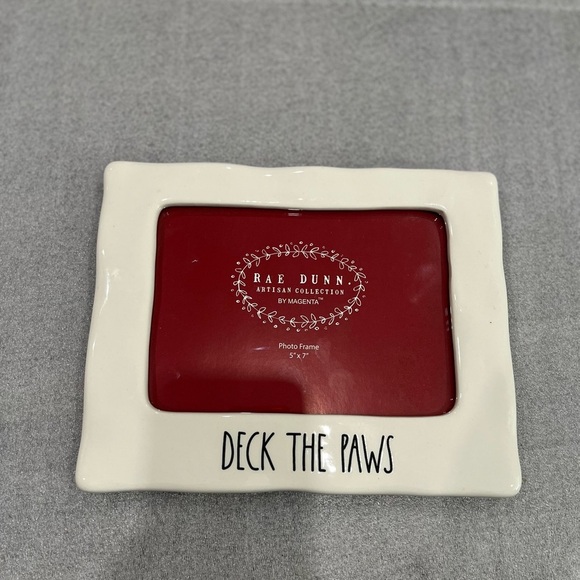 Rae Dunn Deck The Paws White 5*7 Photo Frame - Picture 1 of 4